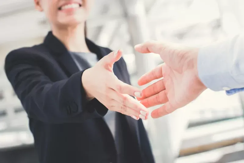 Pros of Selling Directly to a Buyer