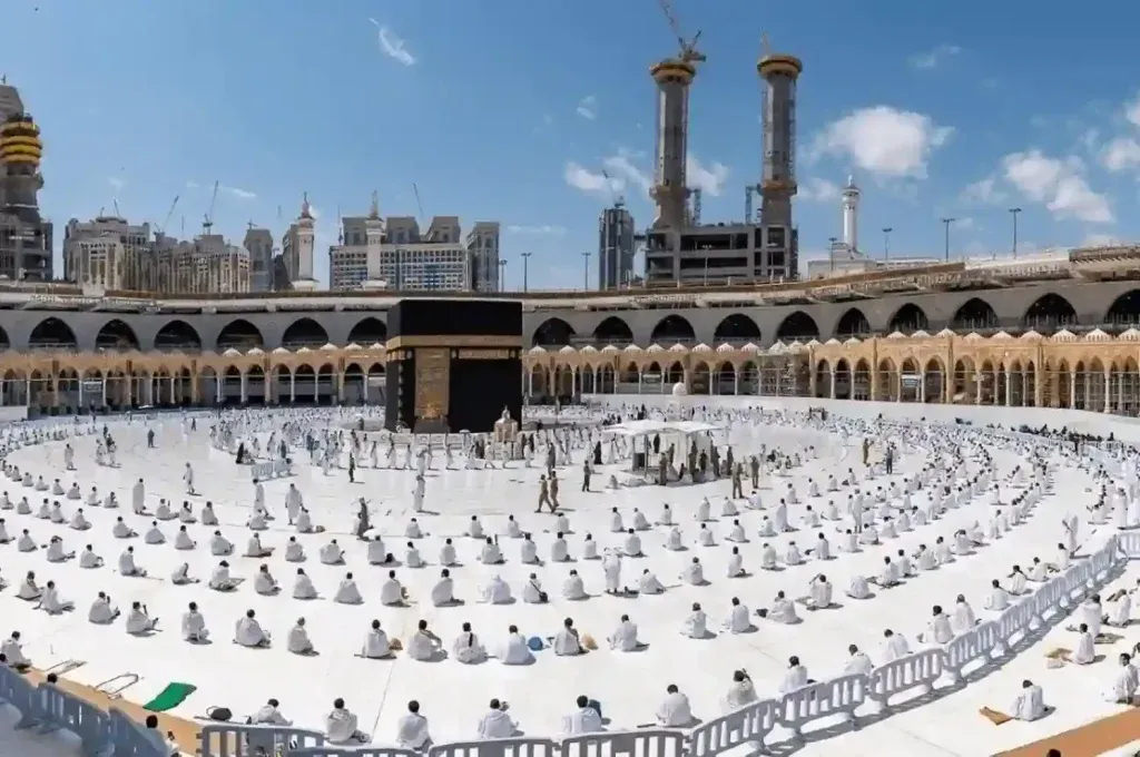 Economy Easter Umrah Package