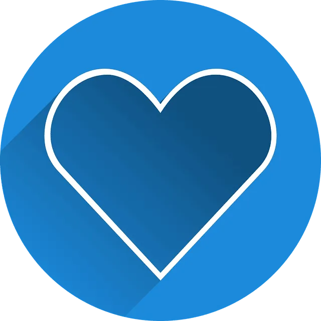 Icono circular azul con un corazón blanco delineado y relleno en azul degradado con sombra diagonal que simboliza cuidado y confianza para Mantenimiento y optimización de páginas webs, orientado a diseño accesible y mejor experiencia de usuario.