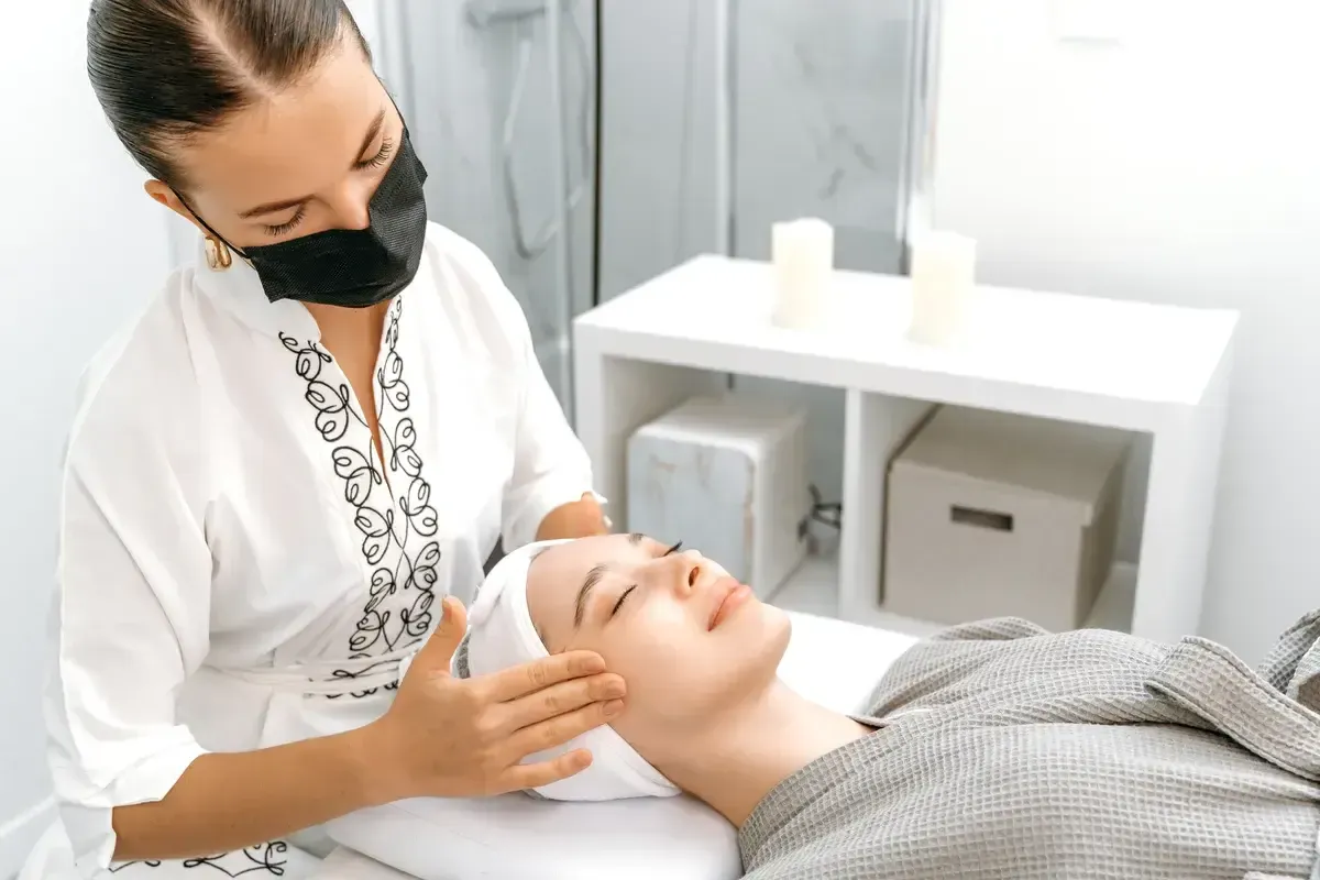 facial-massage-in-spa-salon-woman