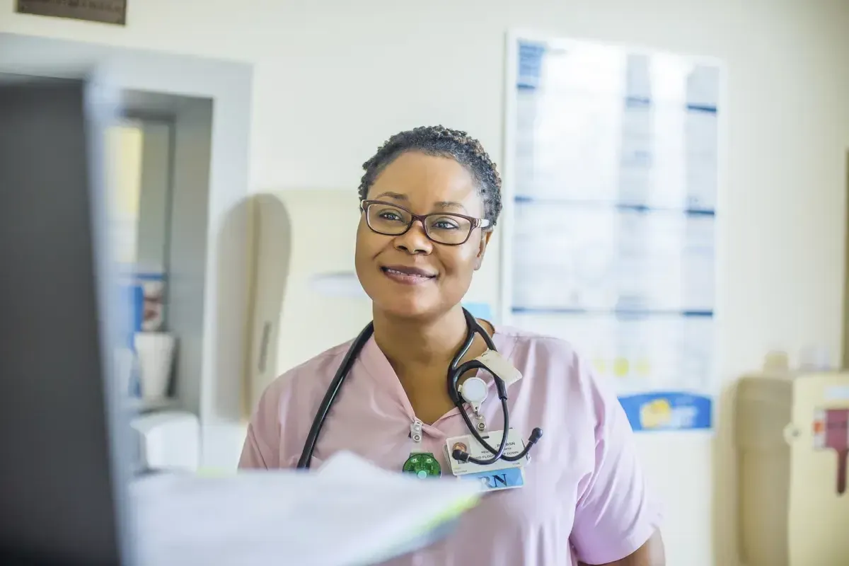 nurse-working-in-hospital
