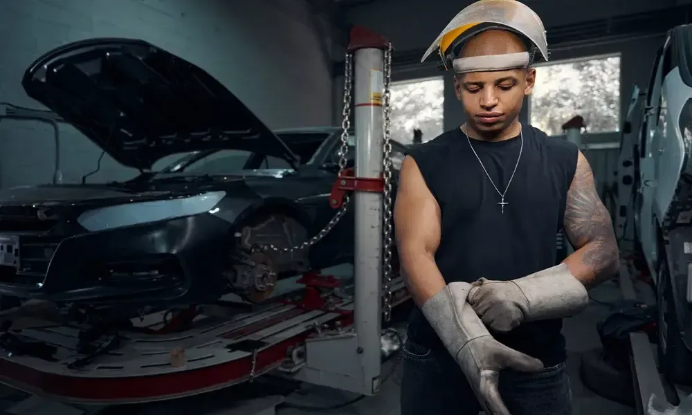 auto-mechanic