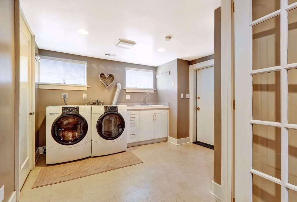laundry room move out cleaning
