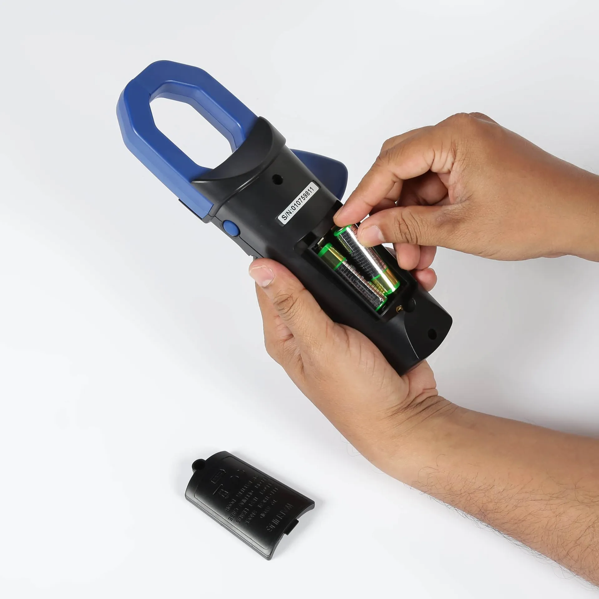 BEETECH B-6036 Digital Clamp Meter - Image 5