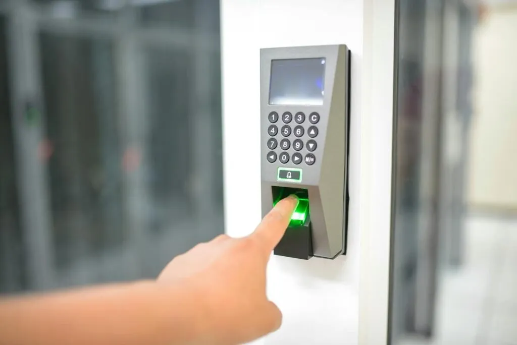 Control d'accés avec empreinte