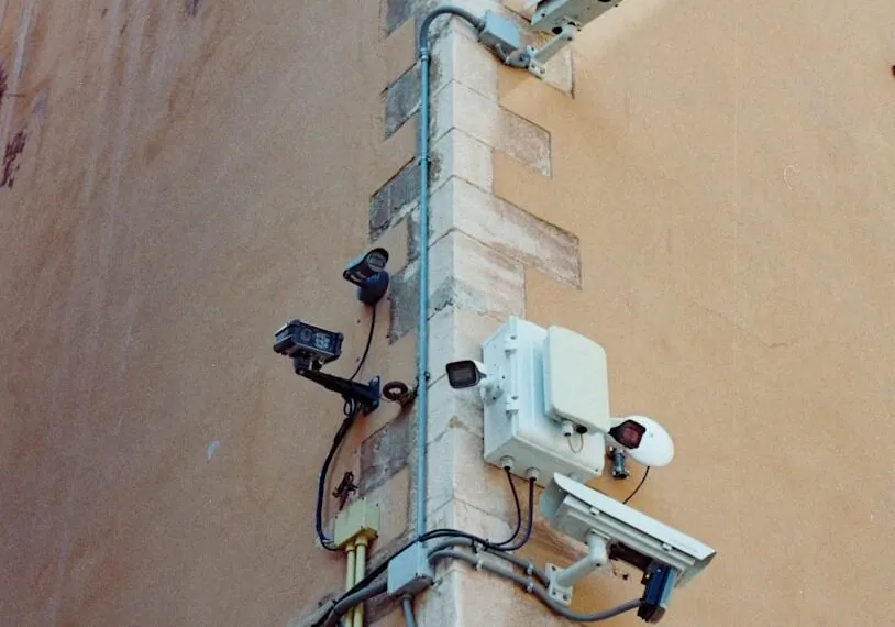 Les 5 avantage d'une alarme filaire surpasse une alarme sans fil