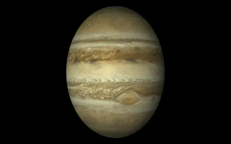 saturn-planet-black