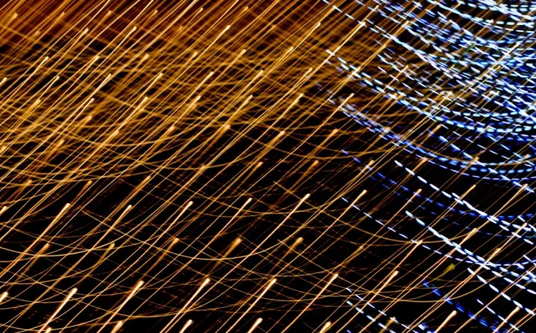 streaks-of-light-trails
