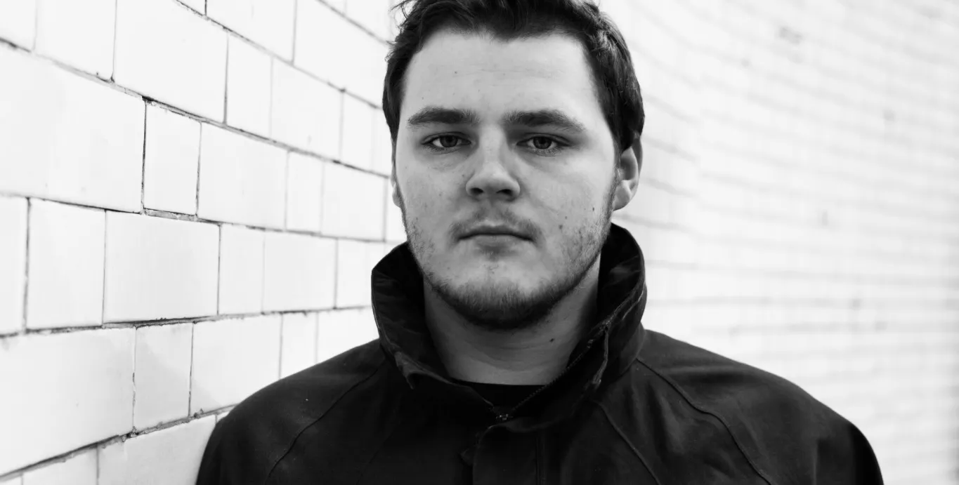 lee walker, huxley