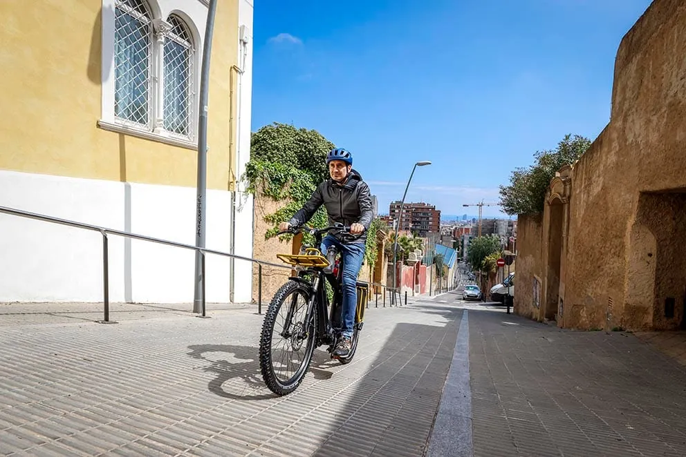 La Multicharger equipa ruedas de 26" para conseguir mayor espacio trasero de carga