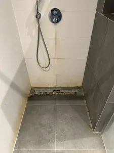 Clean4U Ultimate Guide to Cleaning Your Bathroom 4 bathroom deep cleaned before photo