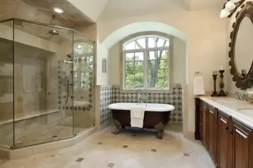 cleaning service : bathroom . clean4u