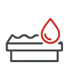 Flachdach Abdichtung & Sanierung Icon Flachdach mit Wassertropfen – Symbol für Flachdachabdichtung
