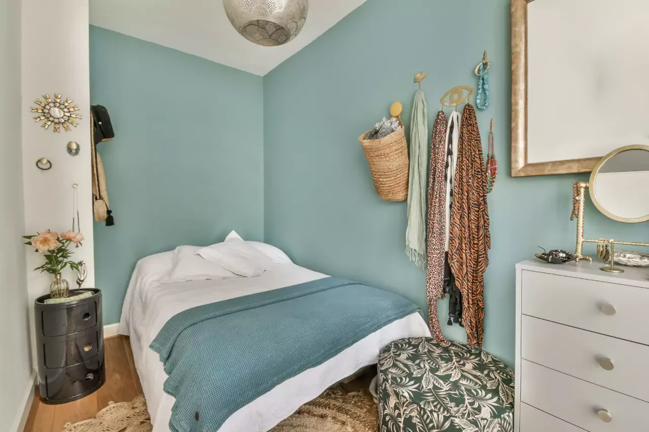 Cat Tembok Warna Hijau Mint Untuk Kamar Sempit