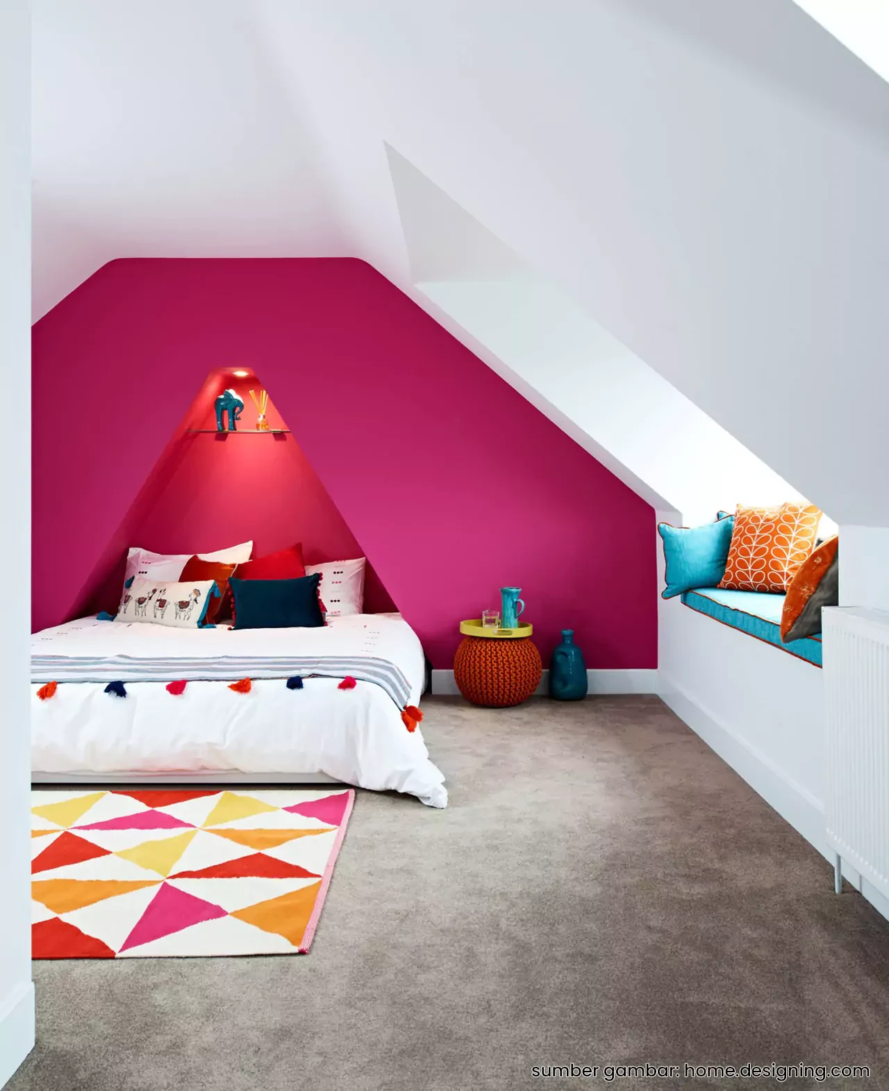 Cat Kamar Warna Fuschia Yang Bagus Untuk Perempuan