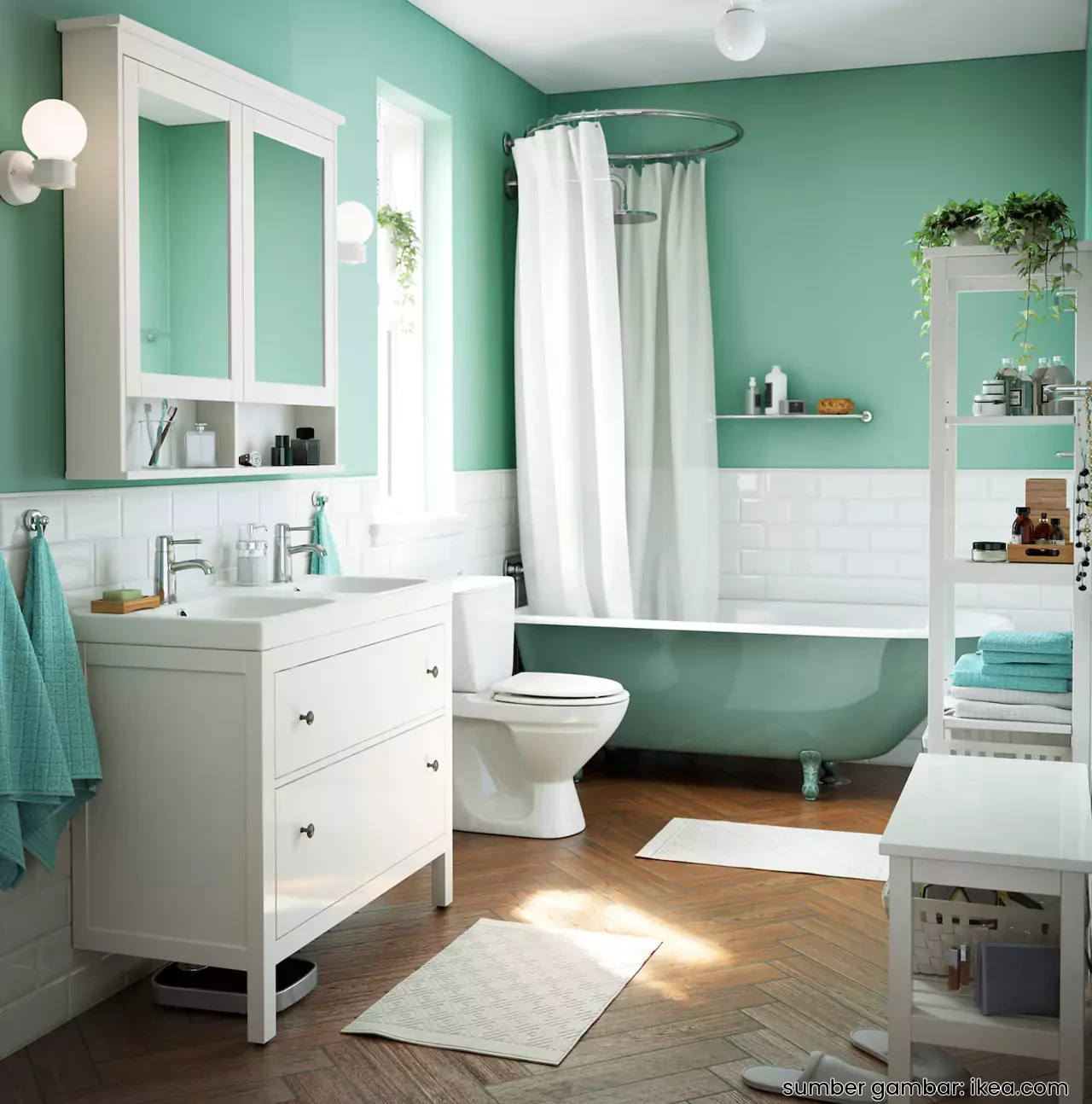 Kamar Mandi Sempit Warna Hijau Mint