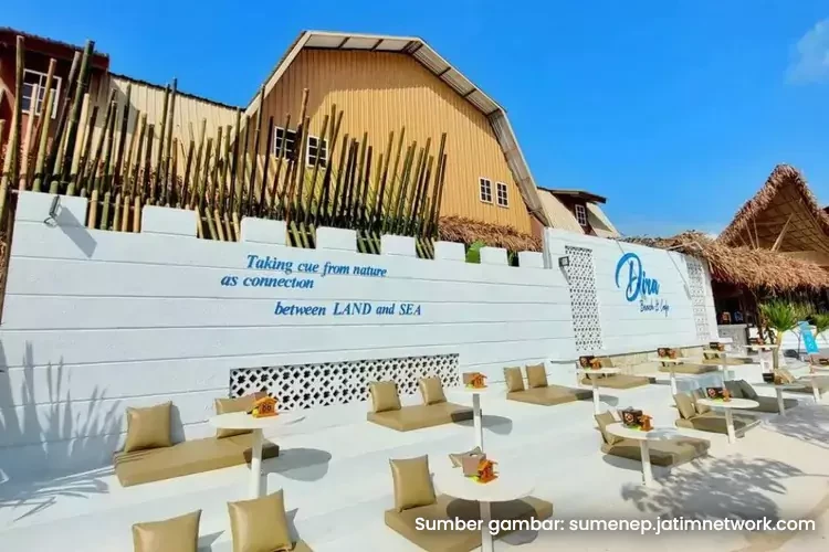 Desain arsitektur dira beach cafe jember 3