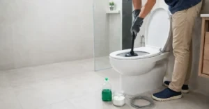 Cara mengatasi wc mampet dengan aman (1)