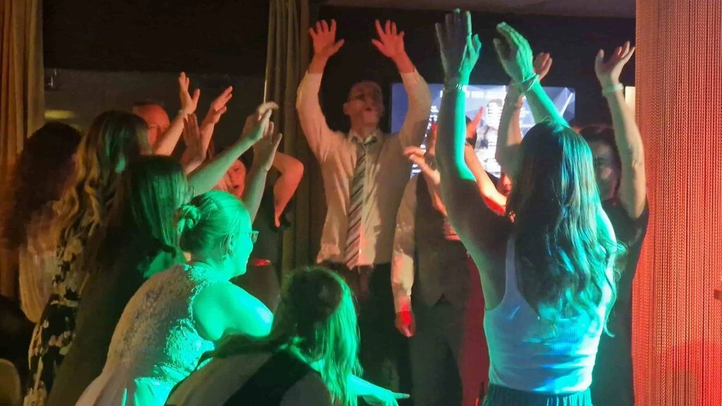 Hotel Zugbrรผcke Hochzeit DJ 8 - Hotel Zugbrรผcke Hochzeit DJ