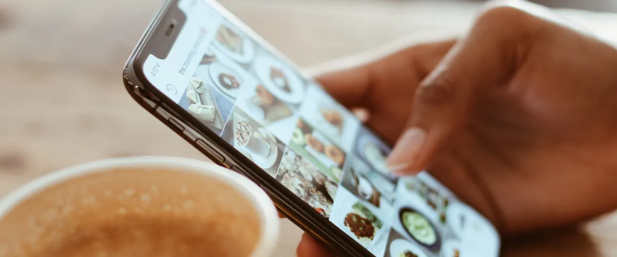 Apple iPhone 16