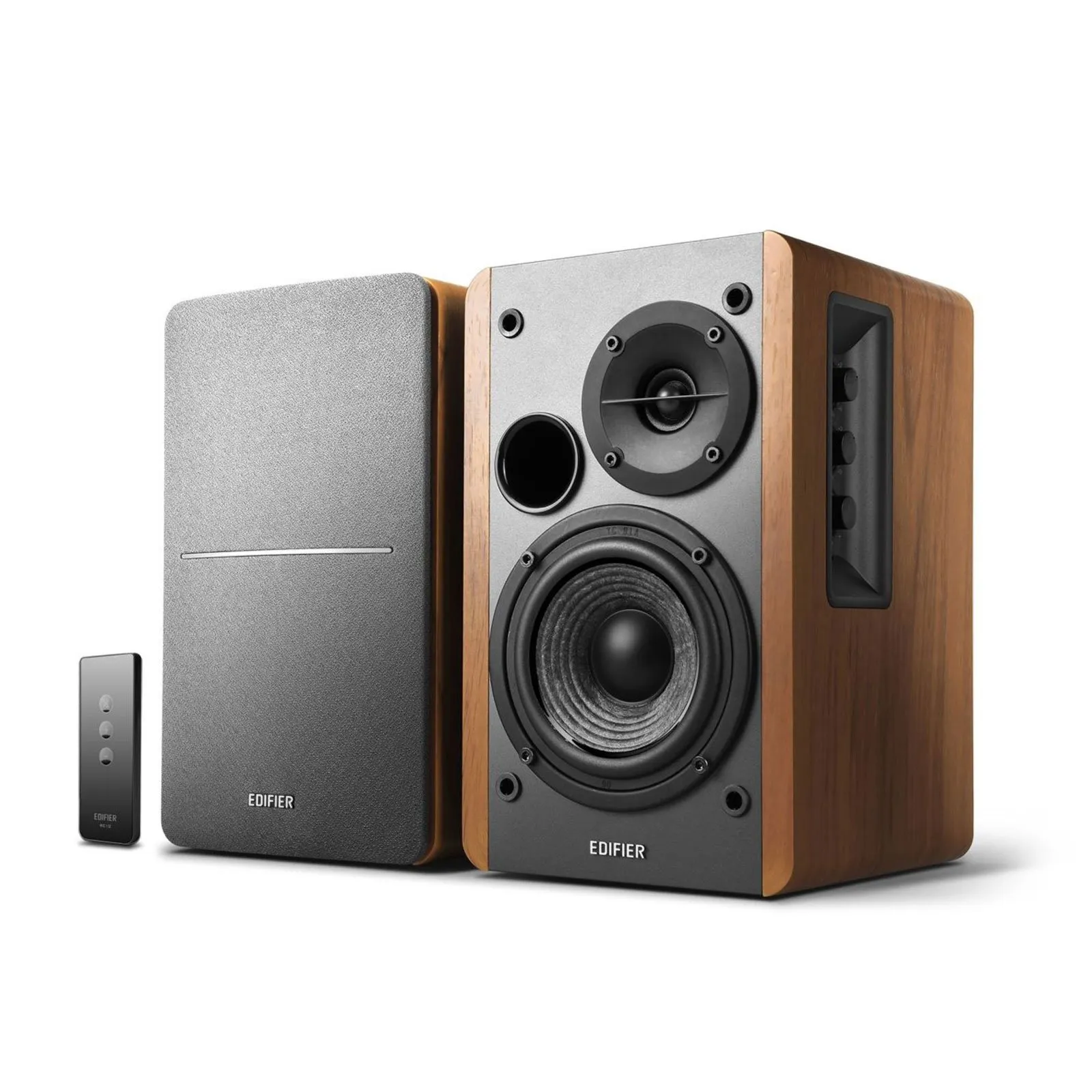 Best Studio Speakers for Professional Audio Production in 2025 3 Best Studio Speakers for Professional Audio Production in 2025 Computer Speakers