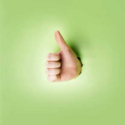 EH022_ThumbsUP