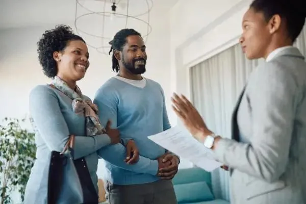 4dc1b25a-9258-4248-bc41-e1b36863a0b3 selling your home with professional real estate agent guidance