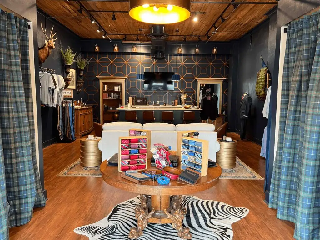 formal dress shops in oxford ms Bespoke Gentlemen's Clothier jaune