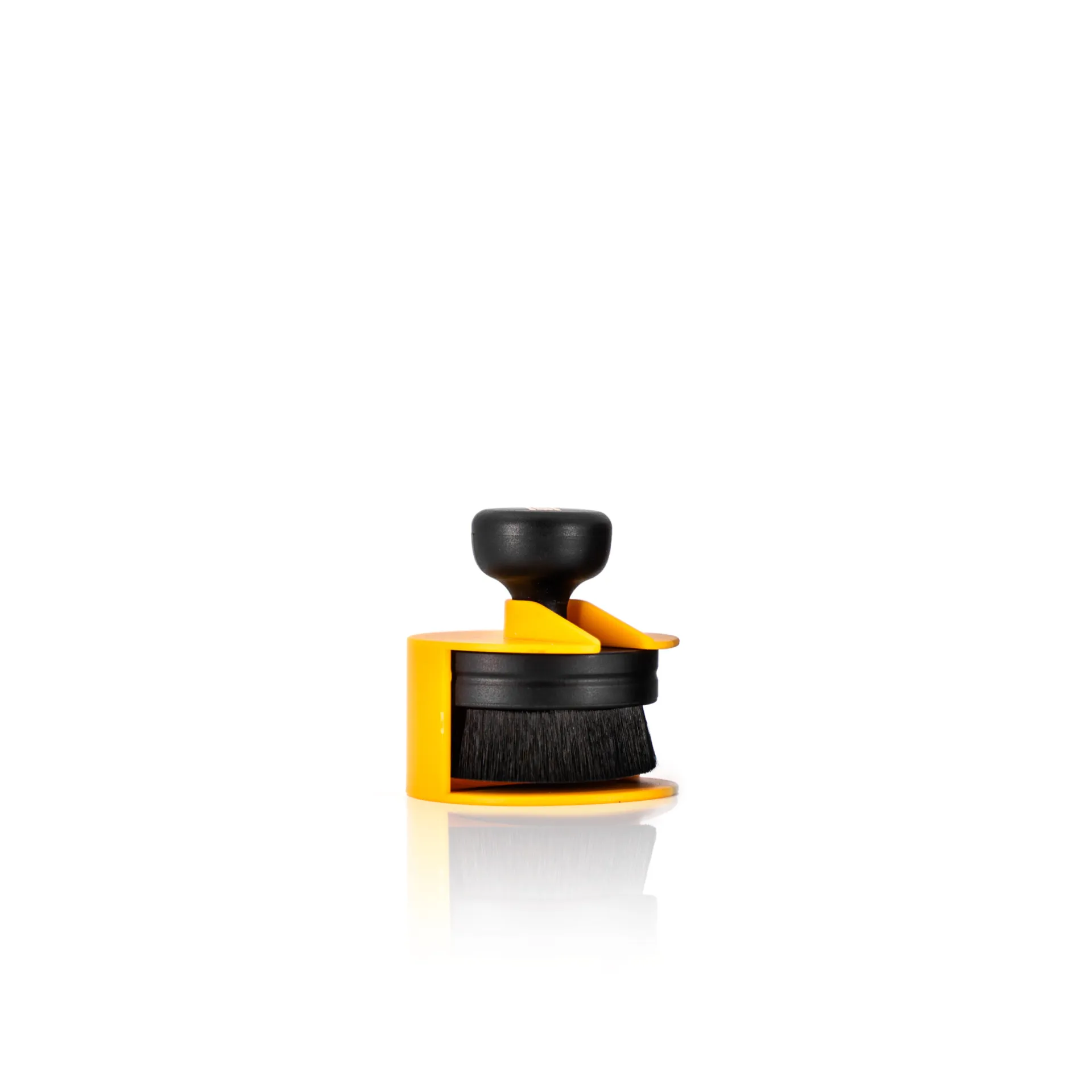CYCLONE Tire Dressing Applicator