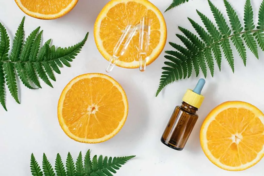 Citrus essential oil, vitamin c serum