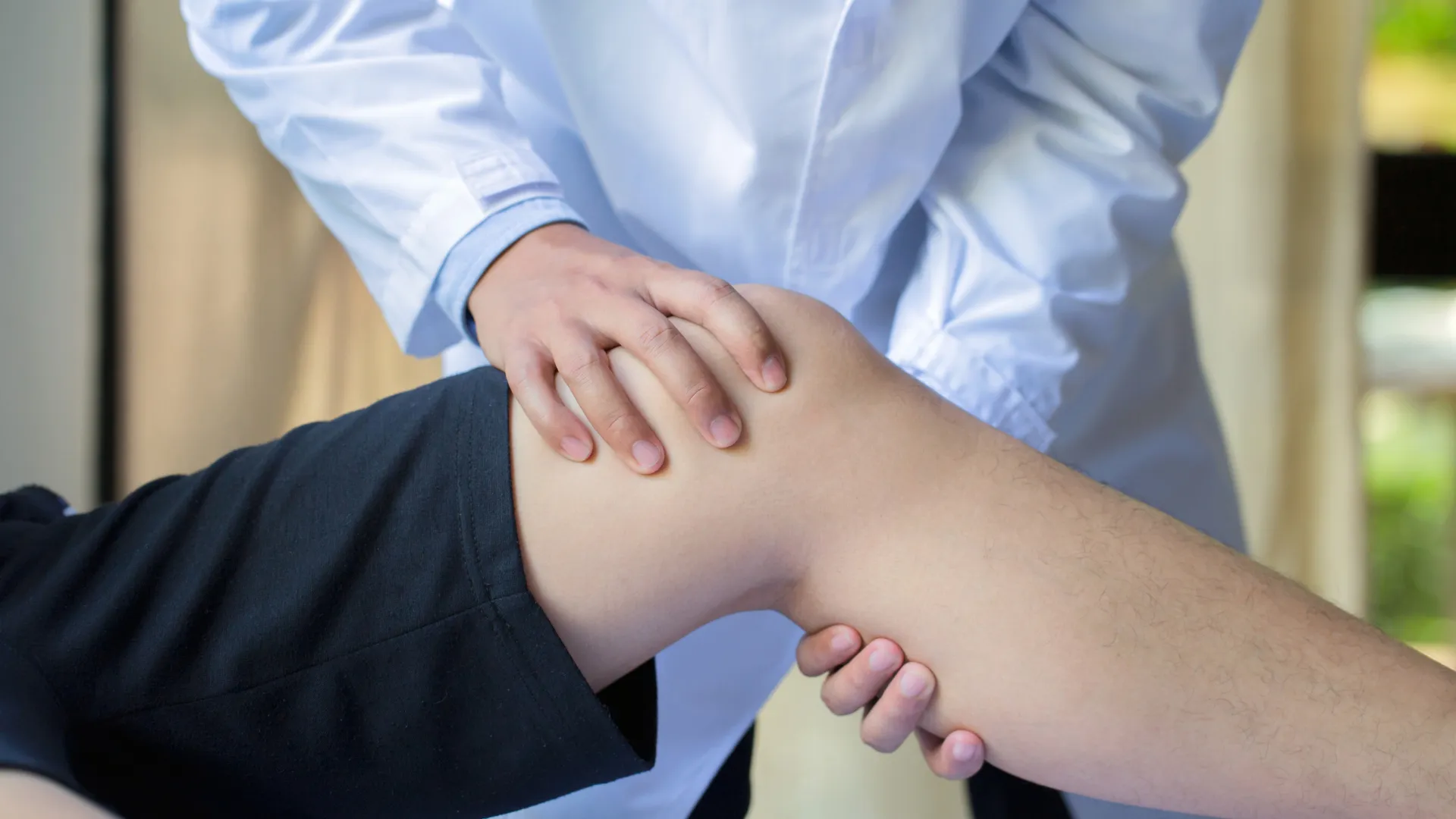 Knee Massage
