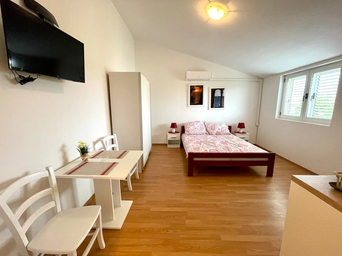 Studio apartment Julie 8
