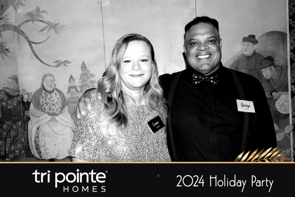 Roamer Photo Booth Rental - Lucky Frog Photo Marketing 1733536292 21 A roaming photo booth 1733536292_21