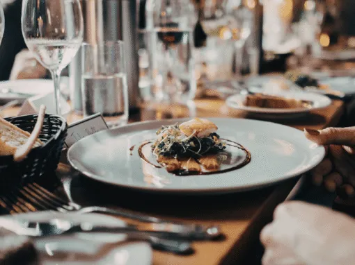 Experience the Colorado Lifestyle: Ultimate Mountain Dining & Après-Ski Adventures Experience the Colorado Lifestyle: Ultimate Mountain Dining & Après-Ski Adventures