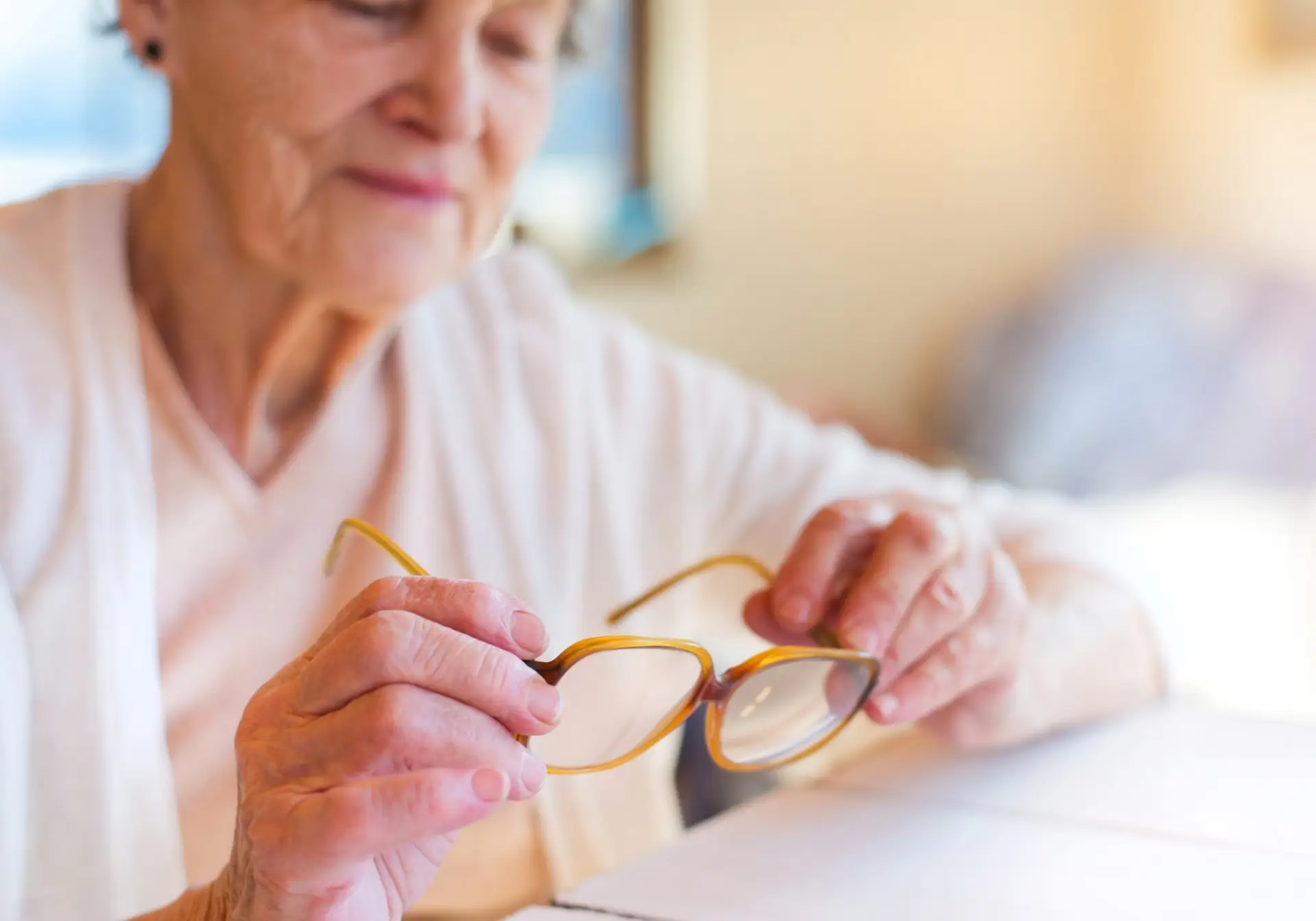 Senior kvinde briller