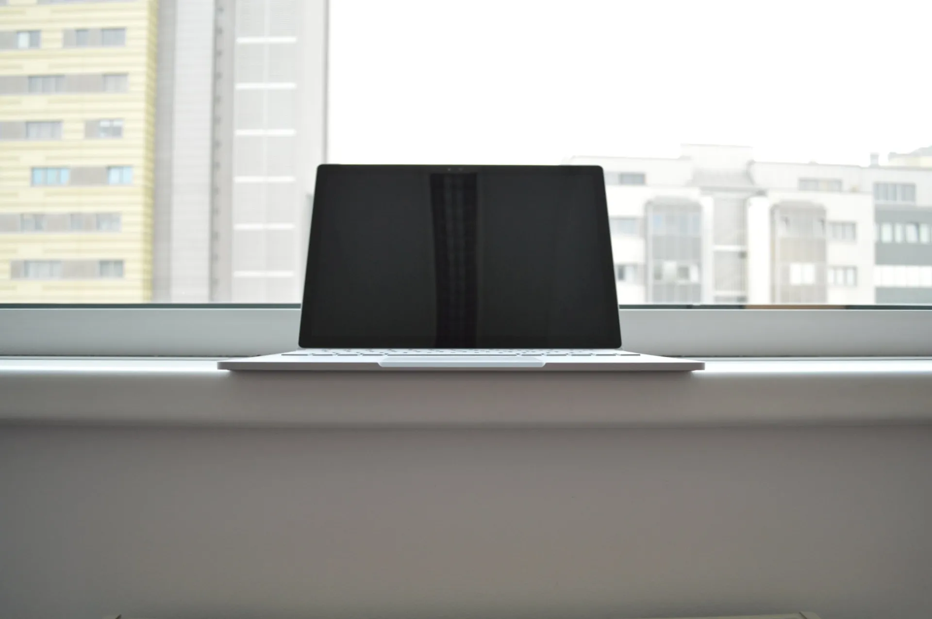 displaysurfacebook