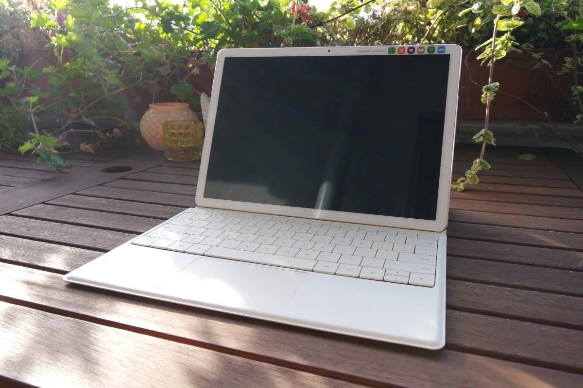HUAWEI MateBook von vorne
