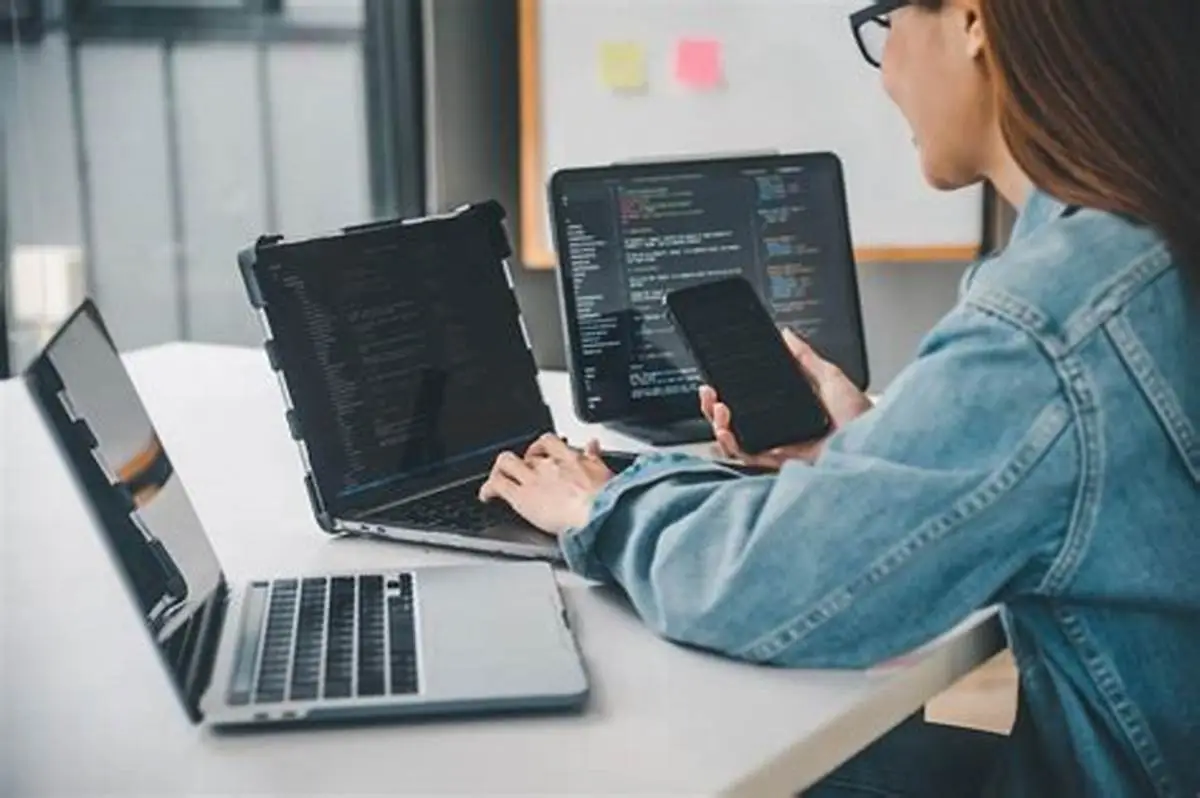Why Startups Choose Our Noon Clone Over Custom Development 2 ChatGPT Image Jun 2 2025 12 27 55 PM