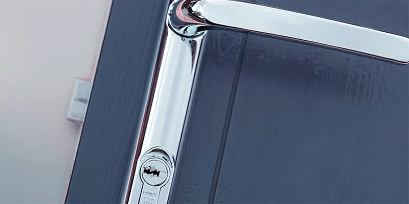 commercial locks - M