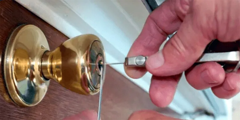 house locksmith - M