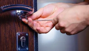 House Lockout - M