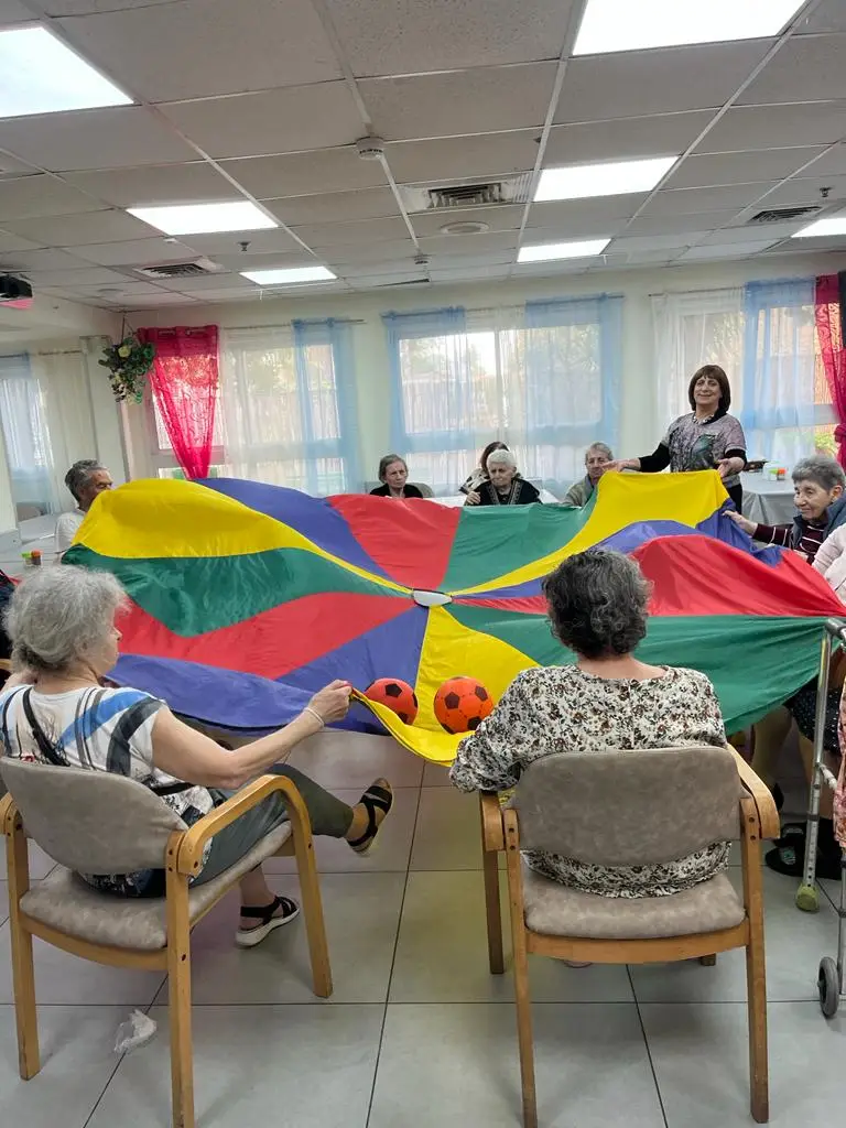 איך נראה השבוע של דייר בנוה שלו?