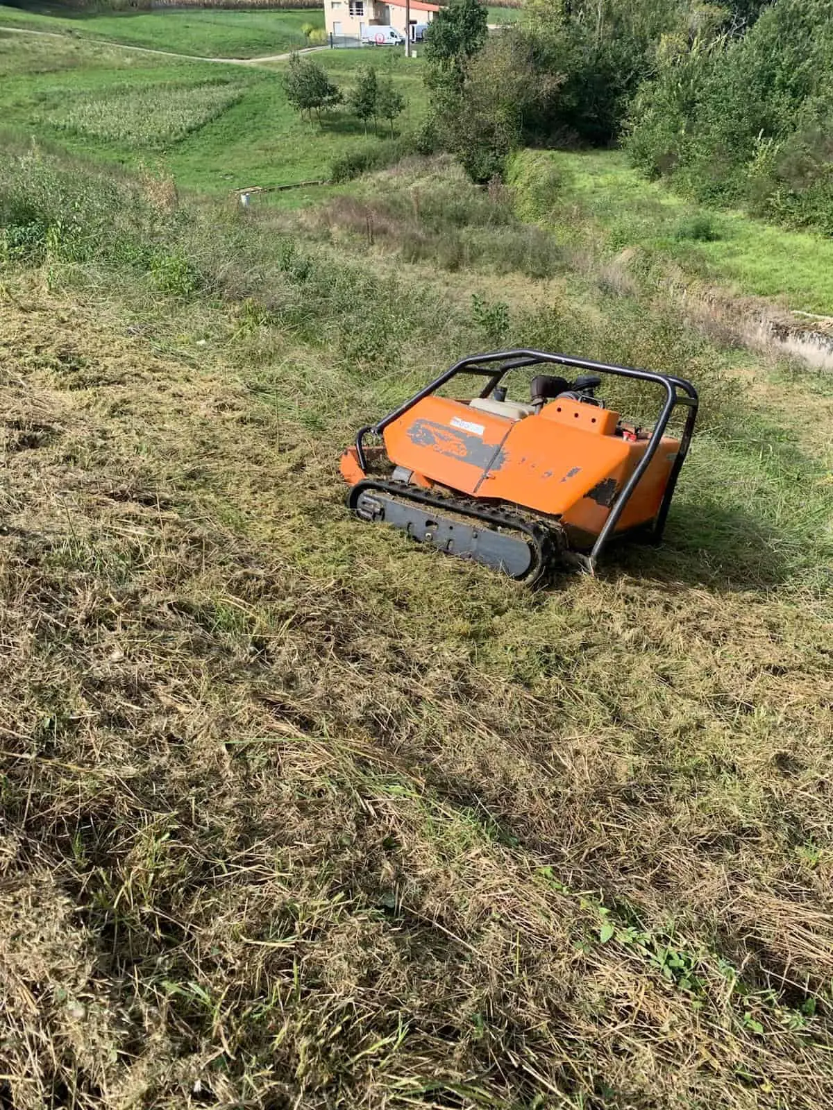 Débroussaillage de pente