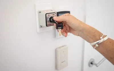 Manual vs. Motorised Garage Ceiling Storage Lifts