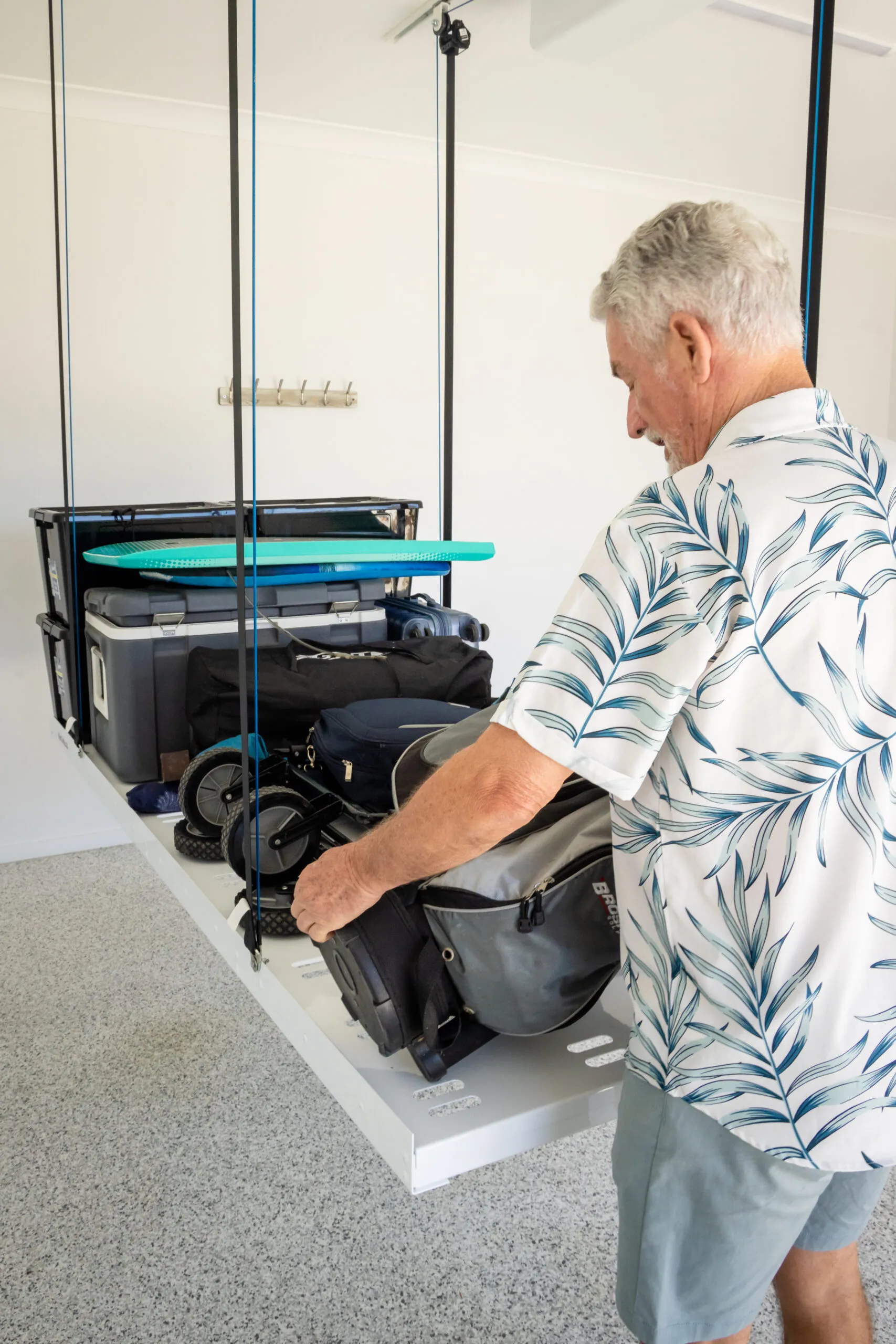 packing the Ozil Lifts motorised platform with sporting gear.