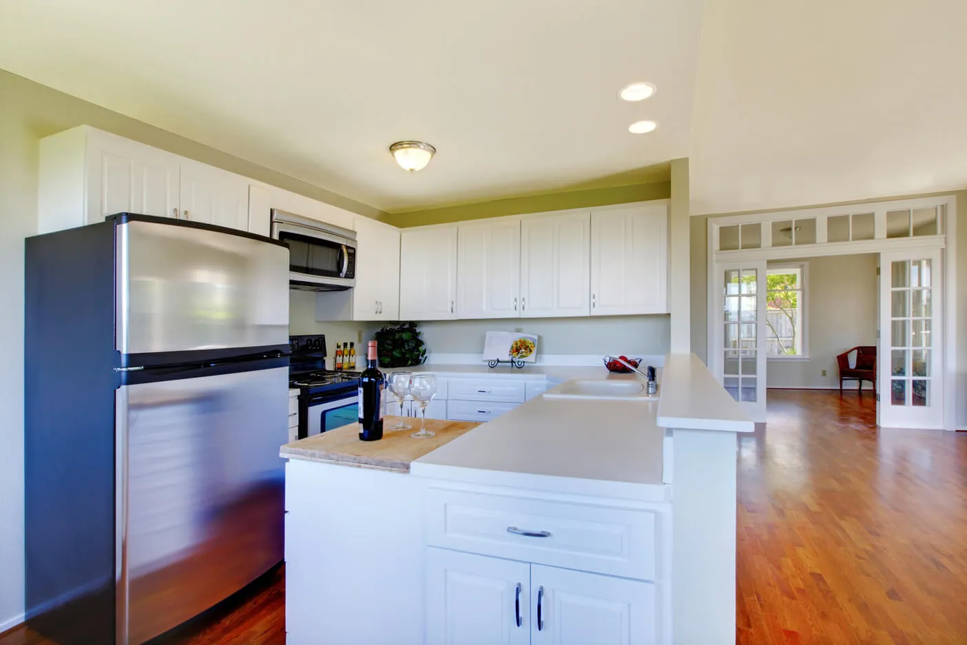 Traditional Transitional Kitchen Remodel in Herriman, UT by Pro Utah Basement Finishing and Remodeling project photo 2