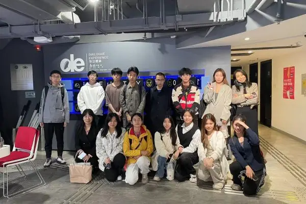 60ba5bcad8beeb39517d85417ec31d25 Rosedale Global High School students participating in Hong Kong Winter Camp