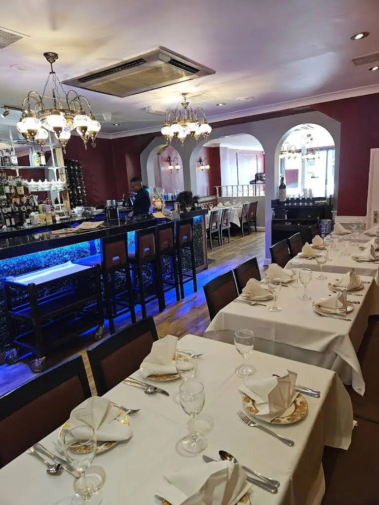 aik sitar indian restaurant bar