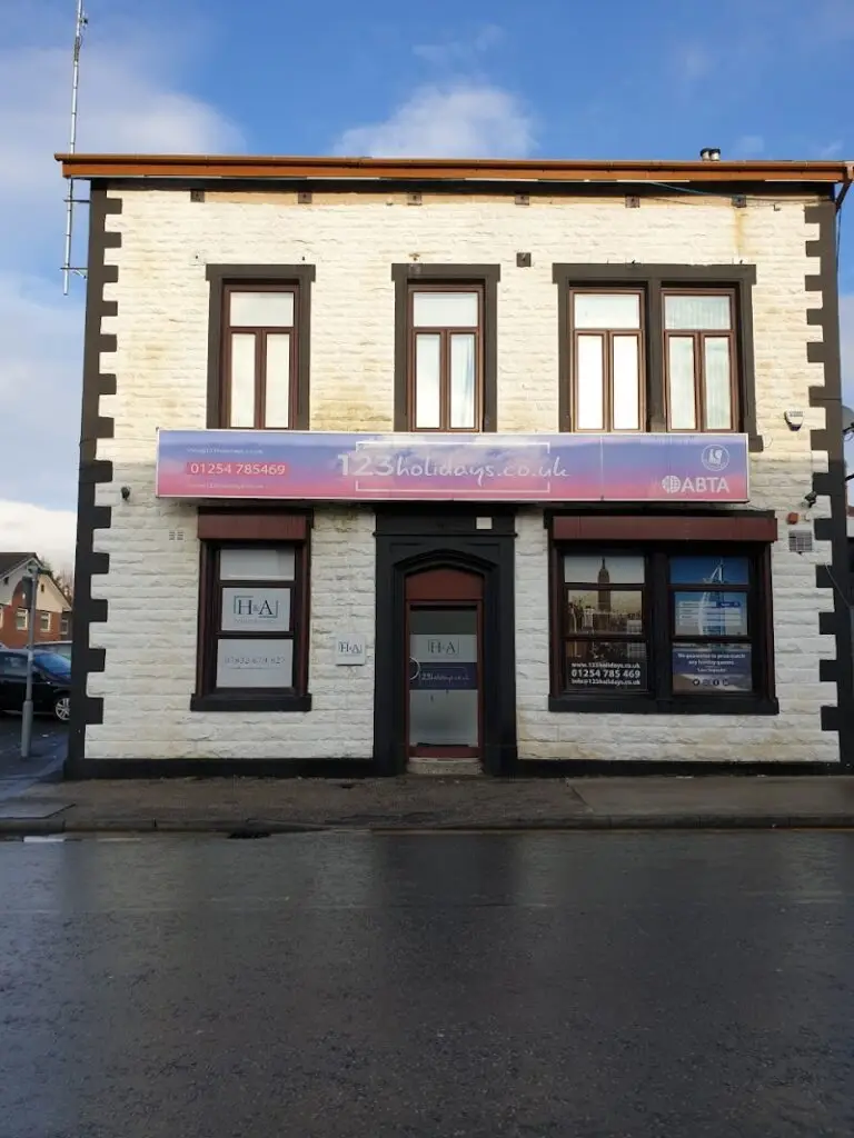 business image 0 14 768x1024