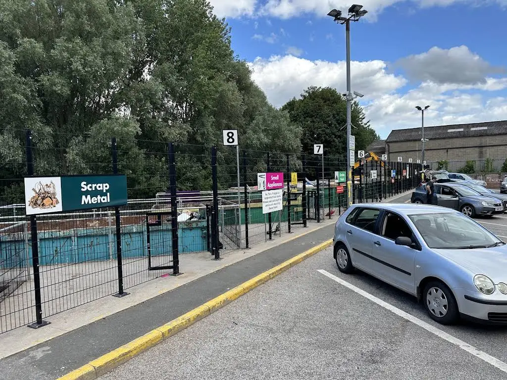 meanwood household waste recycling centre